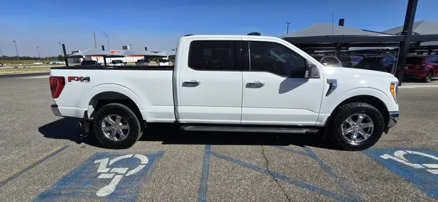 2021 Ford F-150 | Photo 4 of 30