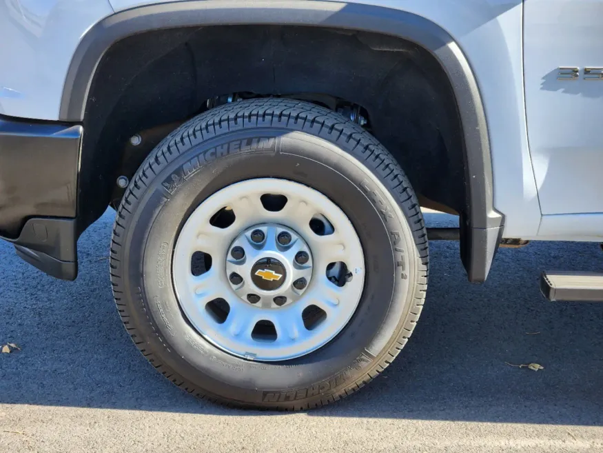 2022 Chevrolet Silverado 3500HD Work Truck | Photo 18 of 28