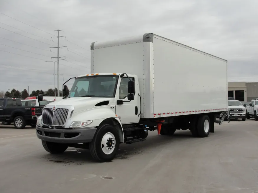 2022 International MV607 | Photo 1 of 14