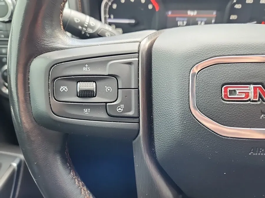 2021 GMC Sierra 1500 AT4 | Photo 19 of 27