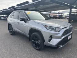 2020 Toyota RAV4 Hybrid XSE | Thumbnail Photo 6 of 22