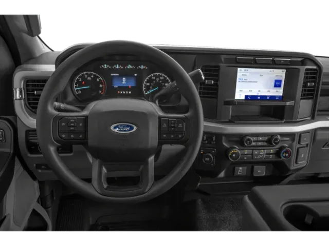 2025 Ford F-250SD | Photo 3 of 11