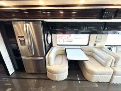 2020 Newmar London Aire 4543 | Thumbnail Photo 8 of 31