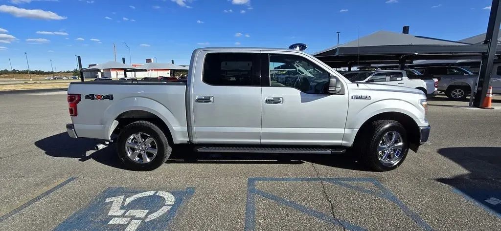 2018 Ford F-150 | Photo 4 of 30