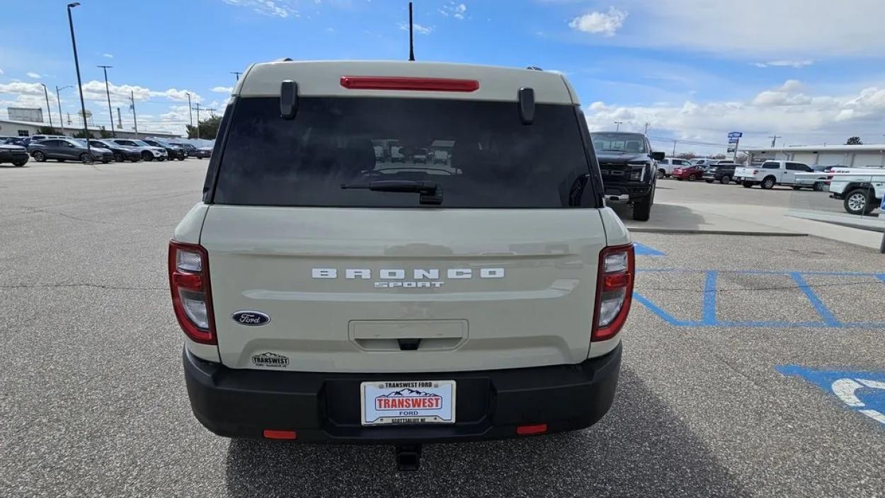 2024 Ford Bronco Sport | Photo 8 of 31