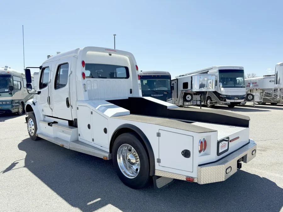 2015 Freightliner M2 106 Sportchassis | Photo 15 of 25