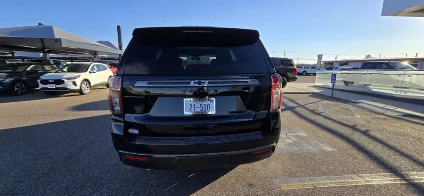 2022 Chevrolet Tahoe | Photo 7 of 29