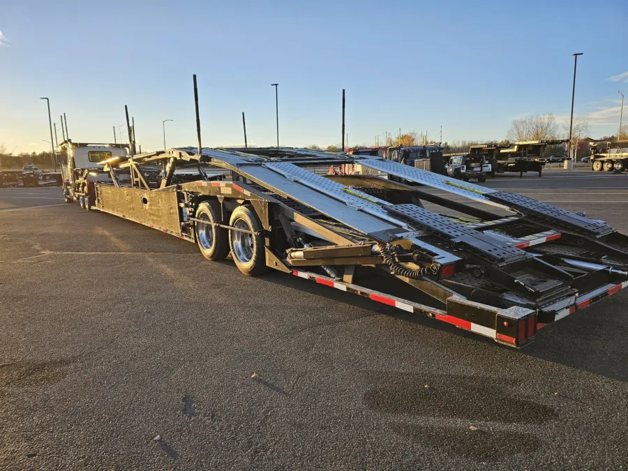 2021 Western Star 4900FA | Photo 22 of 38