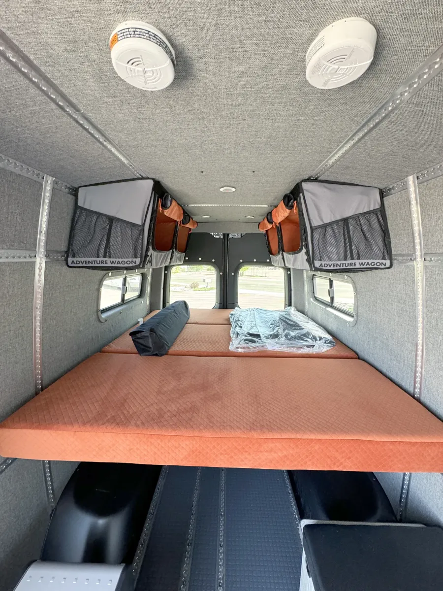 2023 Winnebago Adventure Wagon 70 SE | Photo 7 of 11