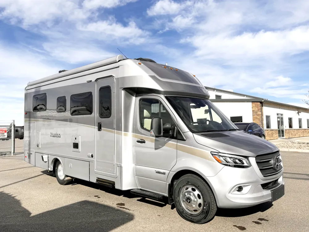 2025 Winnebago Navion 24R