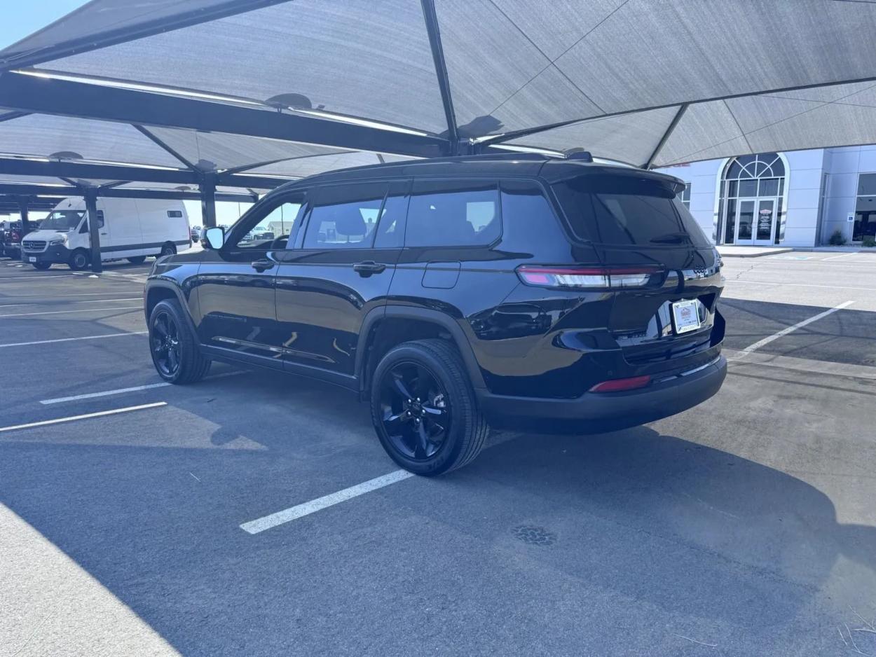 2023 Jeep Grand Cherokee L Altitude 