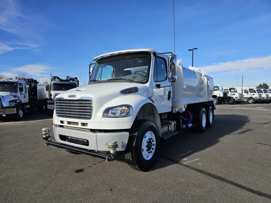 2024 Freightliner M2 106 | Photo 1 of 22