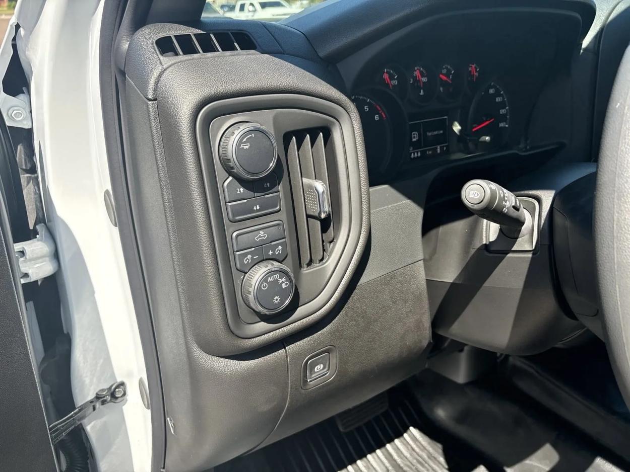 2024 Chevrolet Silverado 2500HD Work Truck | Photo 11 of 18