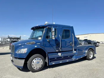 2015 Freightliner M2 106 Sport Chassis