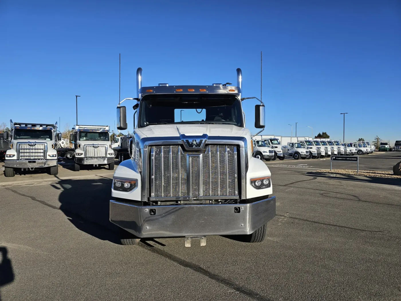 2022 Western Star 49X | Photo 2 of 16