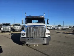 2022 Western Star 49X | Thumbnail Photo 2 of 16