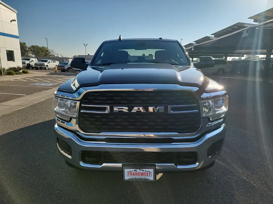 2022 RAM 2500 Big Horn | Photo 8 of 20