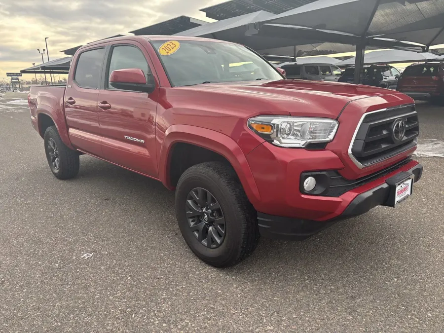 2023 Toyota Tacoma 4WD | Photo 6 of 19