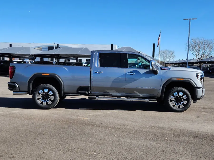 2025 GMC Sierra 3500HD Denali | Photo 1 of 31