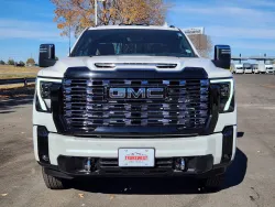 2025 GMC Sierra 3500HD Denali Ultimate | Thumbnail Photo 4 of 31