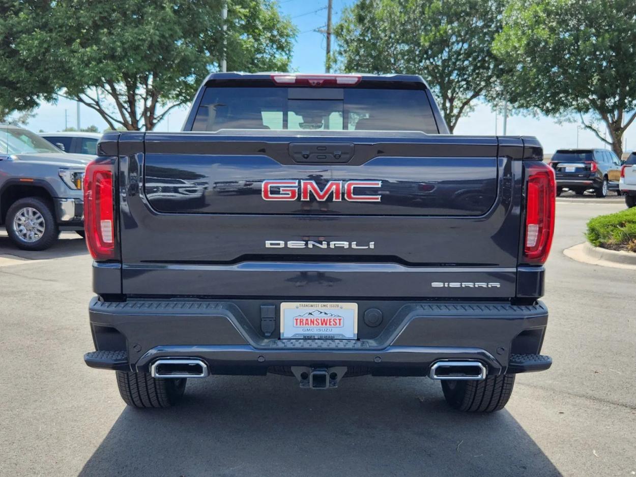 2024 GMC Sierra 1500 Denali | Photo 11 of 27