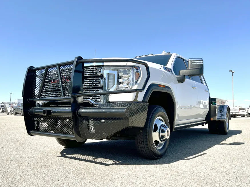 2023 GMC 3500 Denali | Photo 22 of 21