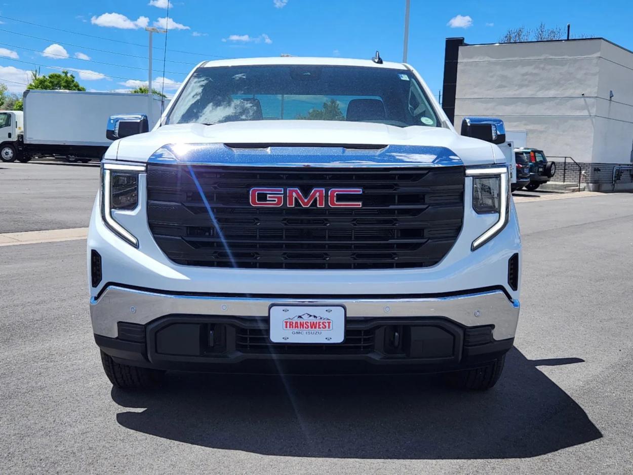 2024 GMC Sierra 1500 Pro | Photo 4 of 23