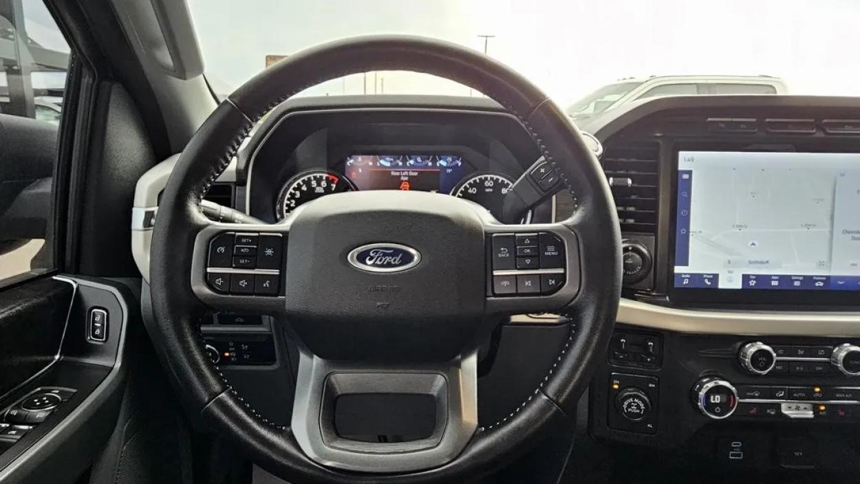 2021 Ford F-150 | Photo 16 of 32