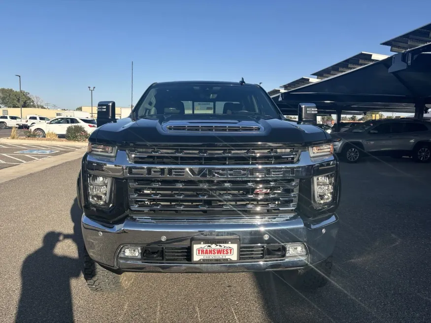 2020 Chevrolet Silverado 2500HD LTZ | Photo 8 of 22