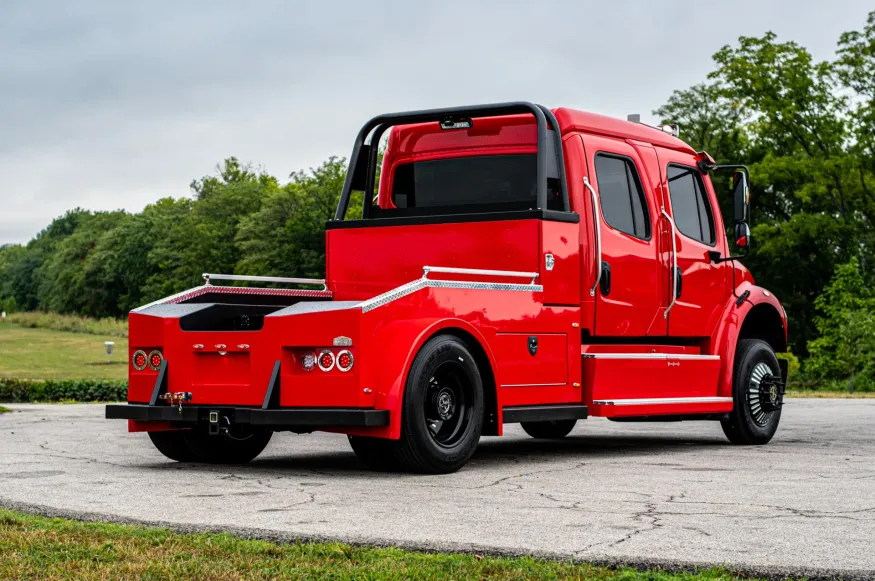 2023 Freightliner M2 106 Bolt | Photo 8 of 25