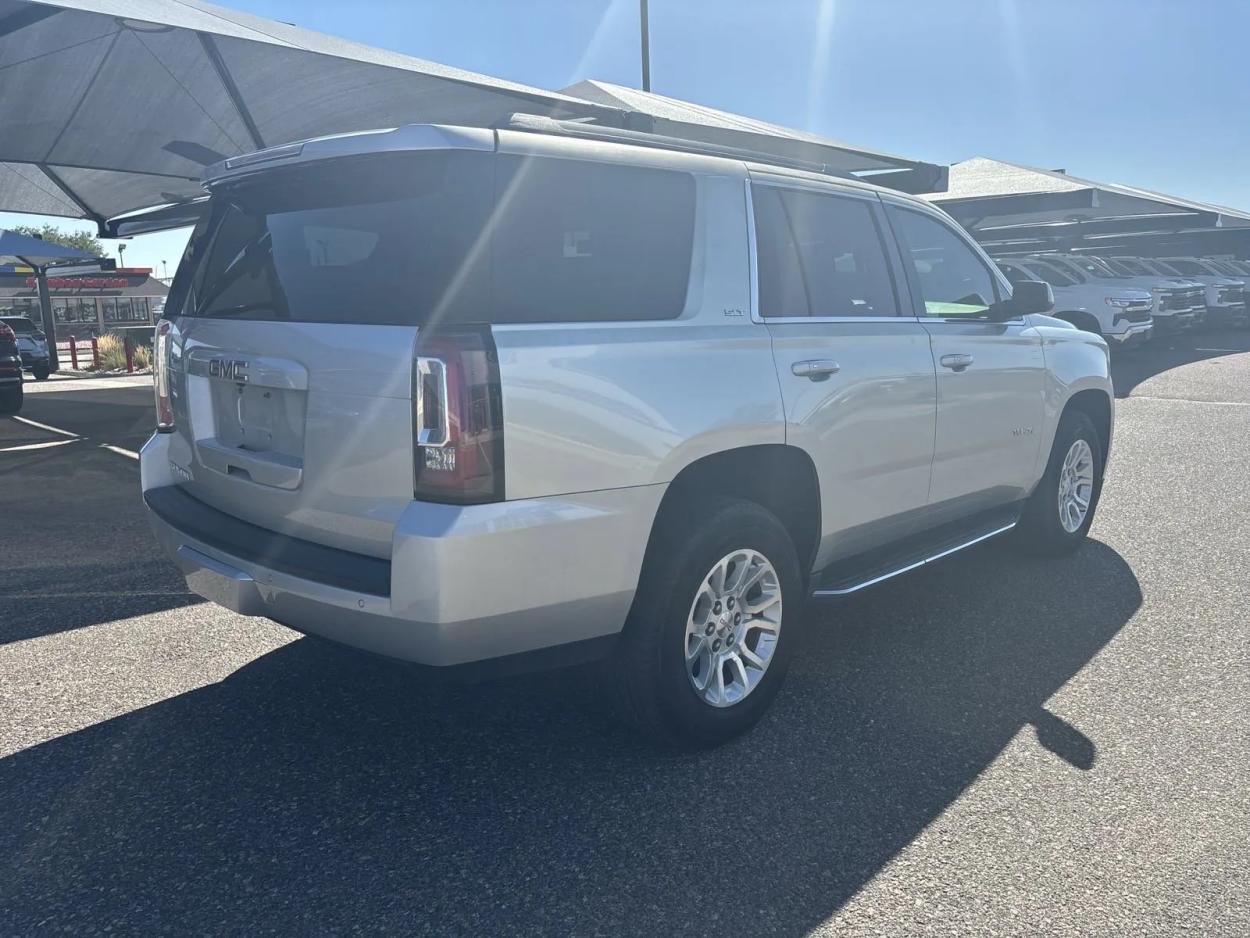 2019 GMC Yukon SLT | Photo 4 of 28