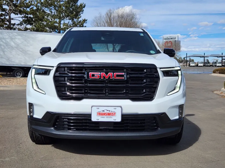 2025 GMC Acadia AWD Elevation | Photo 4 of 30