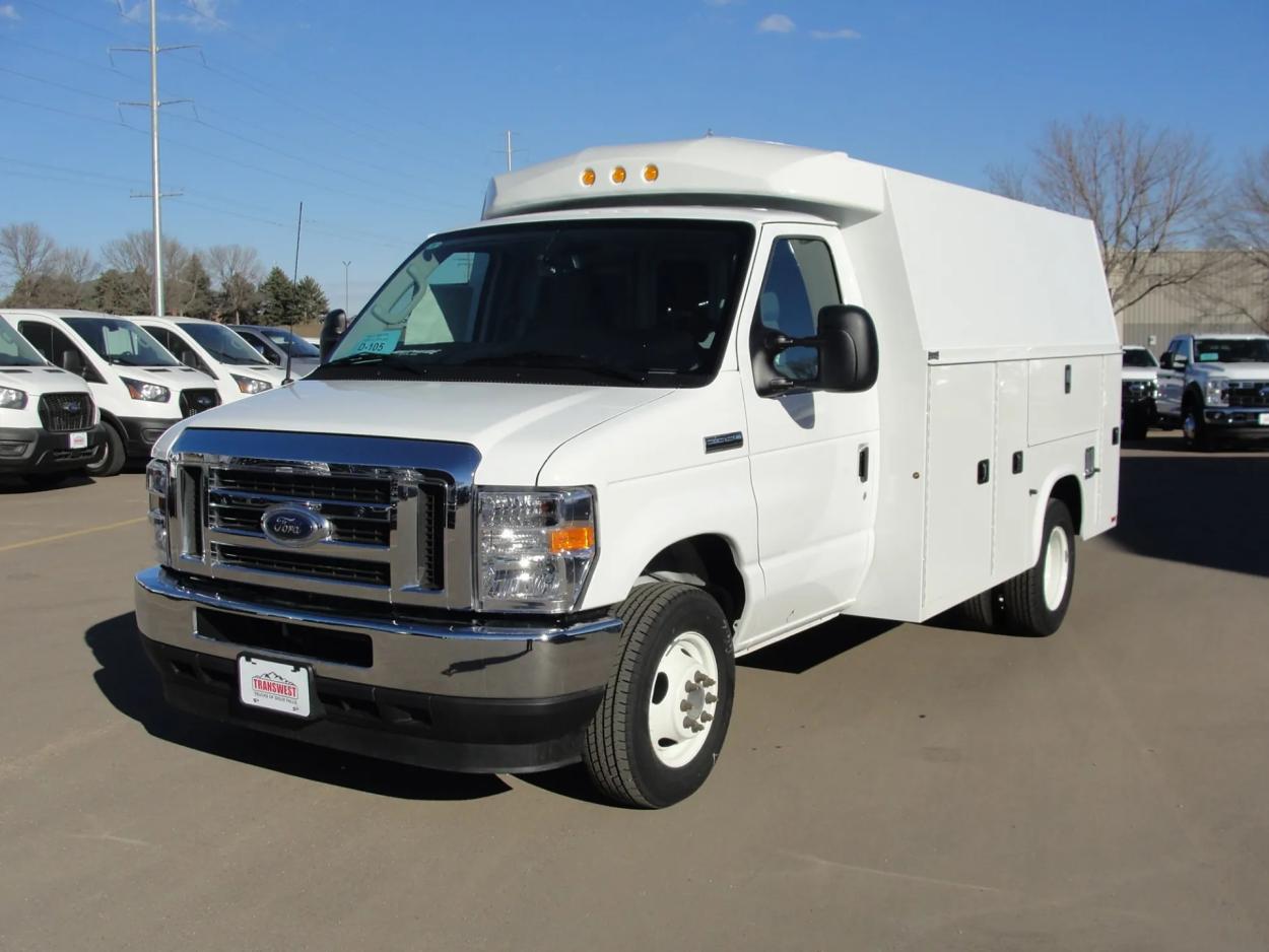 2024 Ford E350 