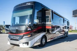 2022 Newmar London Aire 4551 | Thumbnail Photo 7 of 21