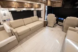 2024 Newmar Ventana 4037 | Thumbnail Photo 11 of 20