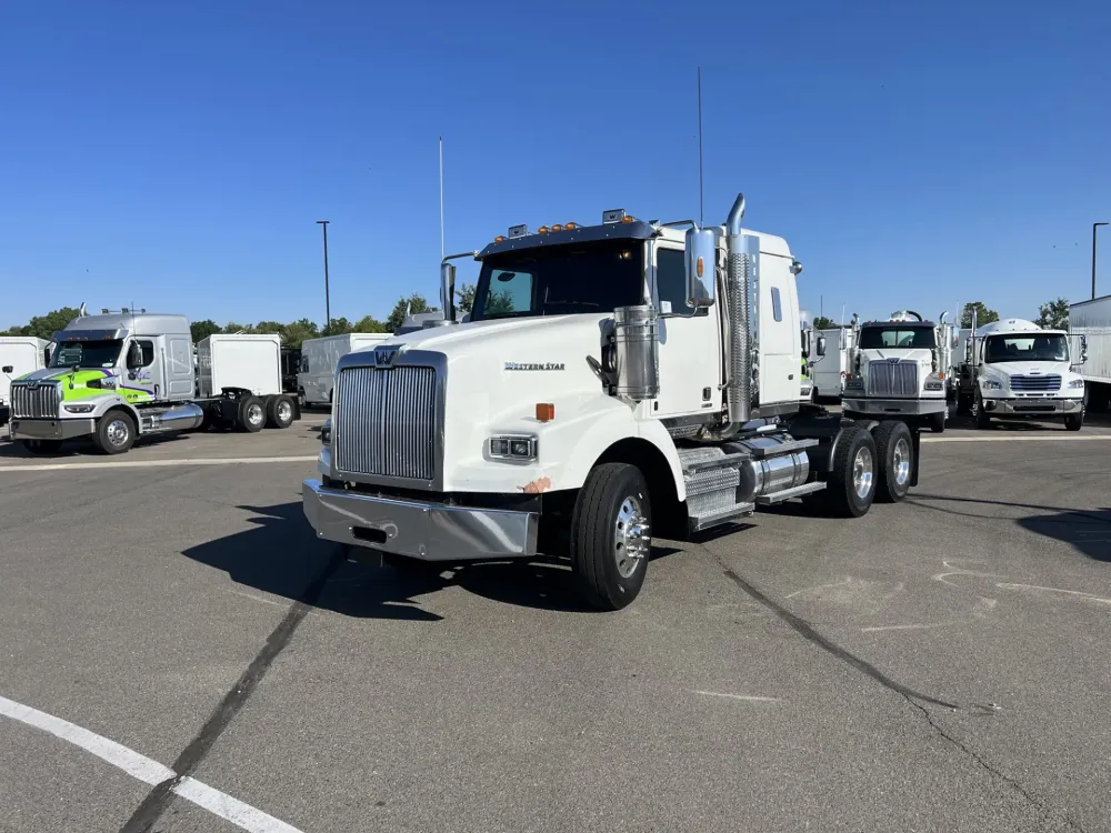 2020 Western Star 4900SA